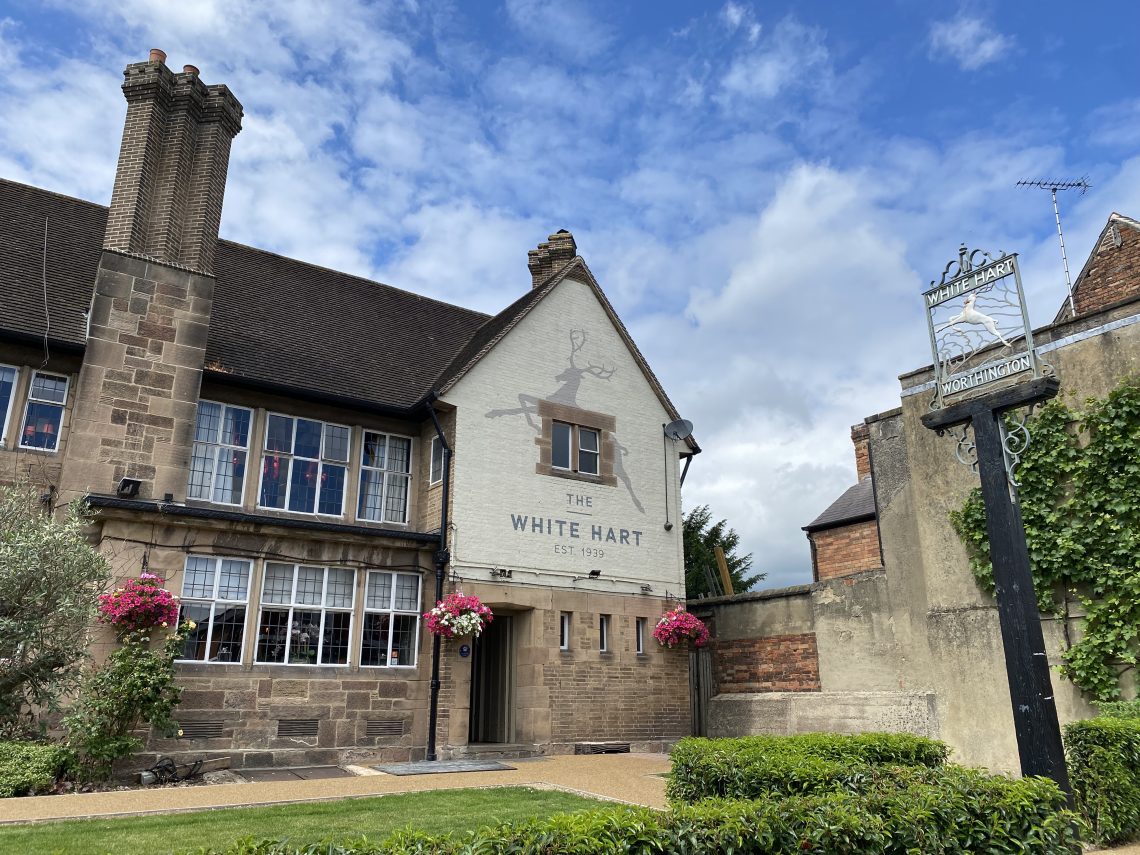 The White Hart, a Derbyshire pub in Duffield. Photo by Yasmine Hardcastle.